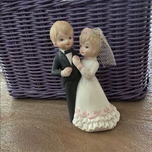 Lefton Charming Bride and Groom Figurine vintage